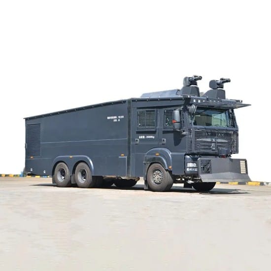 Armored Vehicle 01 image 3